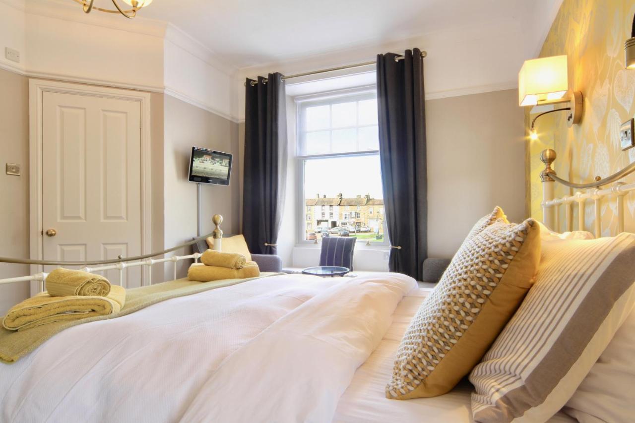 Ivy Cottage Bed & Breakfast リース エクステリア 写真